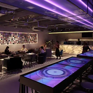 The Millennials Shibuya ** Tokio